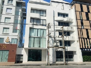 อาคารสำนักงาน 5 ชั้น 68 ตร.ว. 1200 ตร.ม. เพียง 160 ม.จาก MRT รัชดาภิเษก ซ.รัชดาภิเษก 28