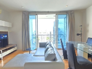 Large 2 Bedroom Residence with Skyline View at Villa Rachatewi