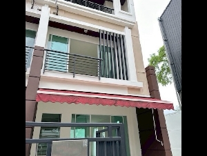 BH4141 ให้เช่าทาวน์โฮม 3 ชั้น บ้านกลางเมือง พระราม 3 - ราษฎร์บูรณะ ทำเลดี ใกล้ส่วนกลาง พร้อมเข้าอยู่