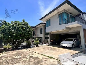 ขาย บ้านพักตากอากาศ พร้อมที่ดิน มีบ้านพักรับรองอีก 2 หลัง ใกล้ถนนมิตรภาพ เดินทางสะดวก ไม่ไกลห้างสรรพสินค้า | 93345