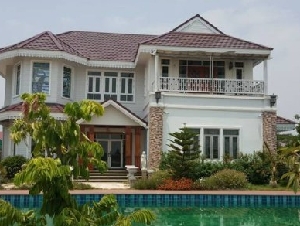 ขายบ้านพร้อมที่ดิน 4-3-64 ไร่ ติดแม่น้ำน้อย ต.บางพลี อ.บางไทร จ.พระนครศรีอยุธยา
