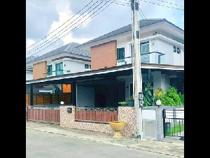 ขายบ้านเดี่ยวหลังใหญ่บ้านบึงชลบุรี หมู่บ้านธนาสิริ วิลเลจ อ.บ้านบึง จ.ชลบุรี 3 ห้องนอน 3 ห้องน้ำ 1 ห้องครัว 