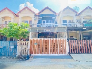 หมู่บ้านชายคลอง เทพารักษ์ กม.23 บ้านสวย รีโนเวทใหม่ ตกแต่งพร้อมอยู่