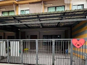 หมู่บ้านพฤกษาวิลล์ 73 ซอยพัฒนาการ 38 บ้านต้นซอย เดินทางสะดวก เฟอร์นิเจอร์ครบ พร้อมเข้าอยู่