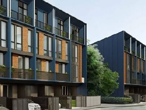 MRT เมืองทองธานี 3ปีมีครั้ง แจ้งวัฒนะ31-37 ให้เช่าทาวน์โฮม 3.5 ชั้น 20 ตร.วา. 220 ตร.ม. 3 นอน 3 น้ำ รร.นานาชาติกรุงเทพ  