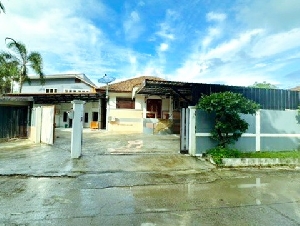 เช่า บ้านเดี่ยว 2 หลัง เครื่องใช้ไฟฟ้าครบ 6นอน แม็คโคร พิษณุโลก 2.2 กม.หรูหรา 200 ตร.วา. 600 ตร.ม. ม.นเรศวร 3 กม.  6น้ำ 3.95 ลบ. 