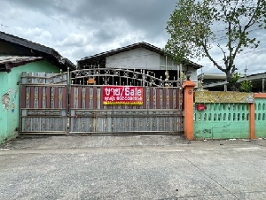 ขายที่ดินพร้อมสิ่งปลูกสร้าง สวนหลวงกระทุ่มแบนผังม่วง ที่ดินกระทุ่มแบนสมุทรสาคร  บ้านเลขที่ 9 หมู่ 9 ต.สวนหลวง อ.กระทุ่มแบน จ.สมุทรสาคร