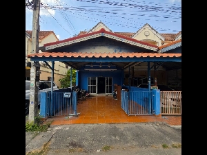 ขายทาวเฮ้าส์2ชั้น หมู่บ้าน ประภัสสรเนเชอรัลปาร์ค ใกล้เครือสหพัฒน์ จังหวัดชลบุรี 