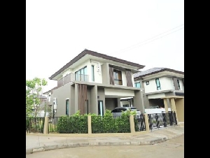 บ้านเดี่ยวบรรยากาศดี ในโครงการเพลินจิต คอลลิน่า บ้านเดี่ยวบรรยากาศดี พร้อมเฟอร์นิเจอร์และเครื่องใช้ไฟฟ้าครบ