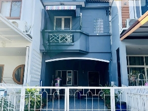 หมู่บ้านอิงลดาทาวน์เฮาส์ คลองขุด ทำเลดี บรรยากาศดี บ้านพร้อมเข้าอยู่