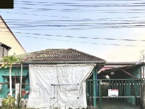 LM26-0042 ขายบ้านปลูกเอง สหกรณ์เคหะสถานไผ่เขียว ลำลูกกาคลอง8 เนื้อที่ 50 ตรว 2นอน 2น้ำ อยู่ต้นซอย ใกล้ถนนเส้นหลัก