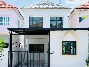 หมู่บ้านอมรทรัพย์ เลียบวารี 25 บ้านสวย ทำเลดี รีโนเวทใหม่สวยมาก ตกแต่งครบ พรัอมเข้าอยู่