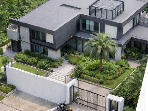 บนที่ดิน 2ไร่ 2,500ตร.ม.คฤหาสน์ Pool Villa 9นอน 5น้ำ ซาฟารีเวิลร์ ปัญญาอินทรา The Legacy Golf Club  Wellness Center 