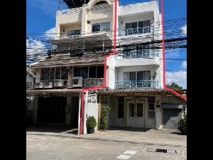 ขายอาคารพาณิชย์ 4.5 ชั้น หลังมุม เนื้อที่ 35 ตร.ว. | ซอยนาคนิวาส 37 แยก 1   เขตลาดพร้าว,กรุงเทพมหานคร
