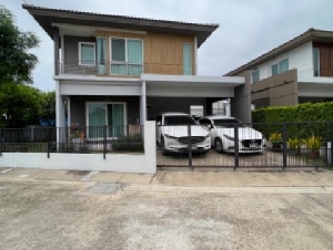 ขายบ้านเดี่ยว 2 ชั้น  โครงการพฤกษ์ลดา ประชาอุทิศ 90 บ้านพื้นที่กว้าง เงียบสงบเป็นส่วนตัว