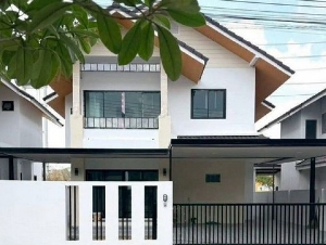 บ้านใหม่พัทยา ตะเคียนเตี้ย ลดราคาเหลือ 4.49 ล้าน ฟรีค่าโอน พร้อมอยู่ TP-H2375