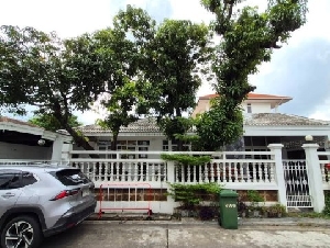 ให้เช่าบ้านเดี่ยว Town in Town ทำเลทอง Town in Town - เลียบด่วนรามอินทรา (ประดิษฐ์มนูธรรม) แอร์ เฟอร์ เช่า 32000บาท/เดือน