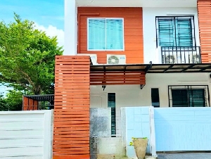 รีโนเวทใหม่ พร้อมเฟอร์ฯ หลังมุม 3 นอน เดอะคริสตัล เอกมัย-รามอินทรา 900 ม. 28 ตร.ว.224 ตร.ม.ใกล้วัดลาดปลาเค้า 700 ม. ทาวน์โฮม 2 ชั้น 2 น้ำ