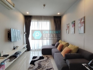 Circle Condominium 1 Bedroom 1 Bathroom for Rent (A1006)