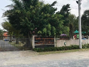 ขายที่ดินพร้อมสิ่งปลูกสร้าง ทำเลดี อำเภอเมือง จังหวัดนครศรีธรรมราช