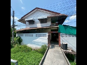 หอพักพร้อมผู้เช่า รายได้ปีละ 360,000 บาท ใกล้วิทยาลัยเทคโนโลยีสยาม ซอยจรัญสนิทวงศ์ 3 ห่างจาก MTR แยกท่าพระเพียง 5 นาที 