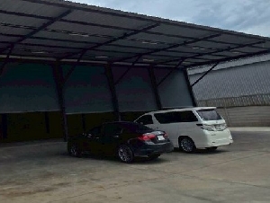 ให้เช่าโกดัง  550 ตรม. มีห้องพักคนงาน 3 ห้อง 2 ห้องน้ำ  ใกล้ขนส่ง ศาลายา1