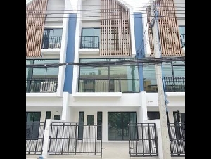 ให้เช่าอาคารพาณิชย์ 1 คูหา 3 ชั้น พื้นที่ 200 ตรม. โครงการ Deco ซ.สุขุมวิท 70 ทับ 5 ใกล้ BTS แบริ่ง