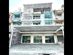 HR 6101 ให้เช่าอาคารพาณิชย์ 3 คูหา 4.5 ชั้น รามคำแหง สถานีแยกลำสาลี