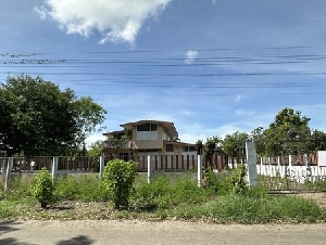 ขายบ้านพร้อมโกดัง บนที่ดินกว่า 1 ไร่ 22 ตร.ว. – อ.ศรีนคร จ.สุโขทัย 