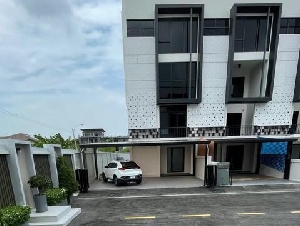 ให้เช่าโฮมออฟฟิศ 4 ชั้น 305 ตร.ม. เดอะ ฮาร์โมนี ซ.รามอินทรา 62 ใกล้ รพ.สินแพทย์