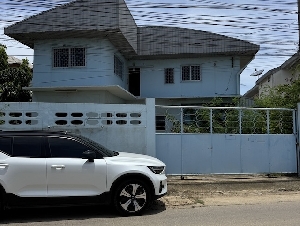 BST990 ให้เช่าโกดังราคาถูกมาก ย่านพระราม 2 พื้นที่ขนาดใหญ่ ใกล้ทางด่วน พร้อมที่พักอาศัย