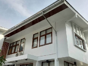 ให้เช่าบ้านเดี่ยว 2 ชั้น  90 ตรว. พื้นที่ใช้สอย 300 ตรม ในซอยพงษ์เพชรนิเวศน์ แยก 6 ถนนประชาชื่น จตุจักร 