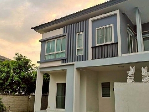 ให้เช่าบ้านเดี่ยวหลังมุม3 ห้องนอน 3 ห้องน้ำ เฟอร์นิเจอร์ครบ  หมู่บ้านอิคอนเนเจอร์ รามอินทรา 109 ไม่รับจดทะเบียนบริษัท ไม่รับสัตว์เลี้ยง