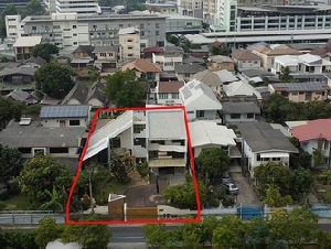  ขายที่ดินพร้อมสิ่งปลูกสร้าง ทำเลดี ซอยกรุงเทพ-นนท์44 เนื้อที่กว่า 307 ตร.ว ใกล้MRTบางซ่อน MRTวงค์สว่าง