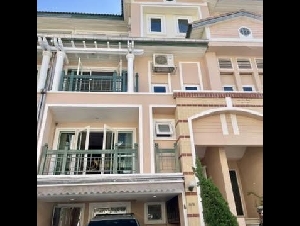 ปล่อยเช่า/Rent ทาวน์โฮม คริสตัล วิลล์ เลียบด่วนเอกมัย-รามอินทรา ประดิษฐ์มนูธรรม 15 ใกล้ทางพิเศษฉลองรัช 