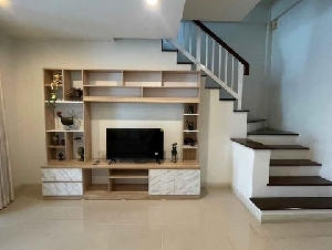 ให้เช่าทาวโฮม3ชั้น ตรงข้ามโรงเรียนเลิศหล้า เกษตรนวมินทร์ใกล้ เดอะวอค เกษตรนวมินทร์,  Tops daily  หมู่บ้านทาวพลัส-เกษตรนวมินทร์