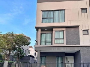 รหัส  T26-380  RENT ให้เช่า ทาวน์เฮ้าส์ - 45 ตร.ว. 0 ngan 0 ไร่ 4BR4BATHROOM 65000 thb ใกล้กับ ใกล้แฟชั่น ใกล้รถไฟฟ้าสายสีชมพู ราคาดีเยี่ยม