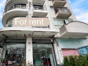 ให้เช่าอาคาร 4.5 ชั้น 450 ตร.ม. ถนนอ่อนนุช ใกล้ MRT ศรีนุช ( จดทะเบียนบริษัทได้ )