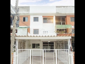 ขายทาวน์เฮ้าส์3ชั้น24ตร.ว.ย่านสุทธิสารซอยอินทามระ35 รีโนเวททั้งหลัง