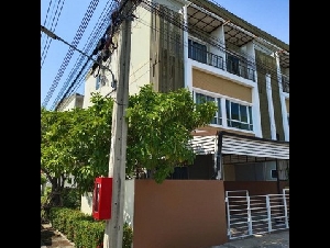 ให้เช่าทาวน์โฮม 3 ชั้น 20 ตร.ว. หมู่บ้าน นลินอเวนิว 2 รามคำแหง 144 ใกล้รถไฟฟ้าสายสีส้ม