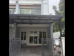 ให้เช่าทาวน์โฮม 3 ชั้น 3 ห้องนอน บ้านกลางเมือง เออบาเนียน ศรีนครินทร์ 46-1 หลังมุมในสุดมีพื้นที่ด้านข้าง ใกล้ MRT สายสีเหลือง