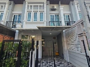 ให้เช่าทาวน์เฮ้าส์ ย่านสวนหลวง บางนา โครงการ โกลเด้น ทาวน์3 บางนา-สวนหลวง ตกแต่งพร้อมเข้าอยู่เฟอร์นิเจอร์ตามภาพ