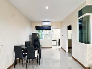 ให้เช่าทาวน์โฮม 2 ชั้น 113 ตร.ม โกลเด้นทาวน์ 2 อ่อนนุช-ลาดกระบัง ใกล้ ARL ลาดกระบัง