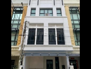 HR 10153 ให้เช่าทาวน์โฮม 3.5 ชั้น บ้านกลางกรุง ออฟฟิศ พาร์ค บางนา พร้อมเฟอร์นิเจอร์ จดทะเบียนบริษัทได้