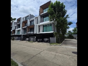 ให้เช่าทาวโฮมใกล้ Wellington College International Bangkok   Nirvana Define กรุงเทพกรีฑาตัดใหม่ ถนนศรีนครินทร์-ร่มเกล้า