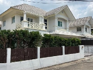 ขายบ้านเดี่ยว ซอยประเสริฐมนูกิจ 29 โครงการ บ้านสวนราชา รามอินทรา เนื้อที่ 66.40 ตารางวา มี 4ห้องนอน 3ห้องน้ำ