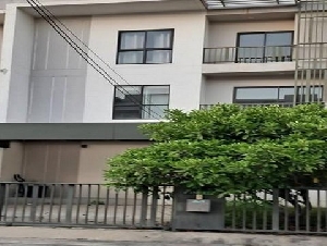 ให้เช่าทาวน์โฮม โครงการ Villa Albero (วิลลา อัลเบโร) กรุงเทพกรีฑา เขตสะพานสูง