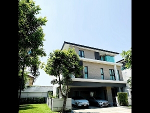 BH4239  ขายหรือให้เช่าบ้านเดี่ยว เดอะ ซิตี้ เอกมัย ลาดพร้าว The City Ekkamai Ladprao บ้านหรู 3 ชั้น หลังมุม