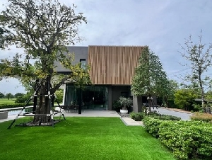 ขายบ้านเดี่ยว Pool villa 420 ตรว. ในสนามกอล์ฟกรีนวัลเล่ย์ บางนา กม. 15 วิวสนามกอล์ฟ ใกล้กรีน+ วิวทะเลสาป ใกล้สนามบินสุวรรณภูมิ