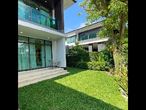 ให้เช่าบ้านเดี่ยว 2 ชั้น 232 ตรม. 4 ห้องนอน หมู่บ้านเศรษฐสิริ กรุงเทพกรีฑา รีโนเวทใหม่ ใกล้ รร.นานาชาติไบรท์ตัน และเวลลิงตัน